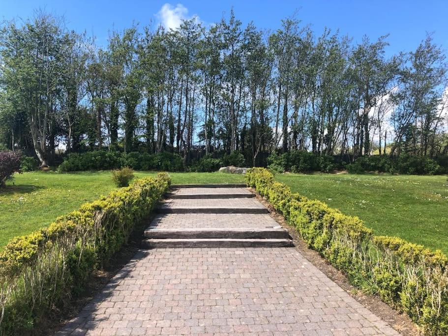 Townhouse Clifden: Located In The Heart Of Connemara Villa Buitenkant foto