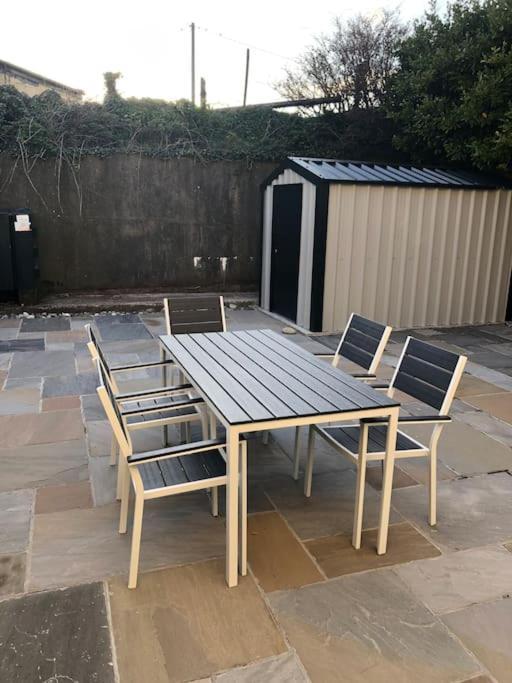 Townhouse Clifden: Located In The Heart Of Connemara Villa Buitenkant foto