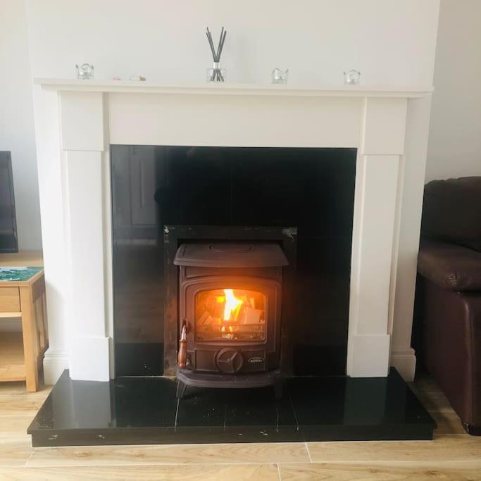 Townhouse Clifden: Located In The Heart Of Connemara Villa Buitenkant foto